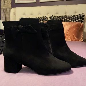 NWT Lane Bryant size 12 black faux suede booties